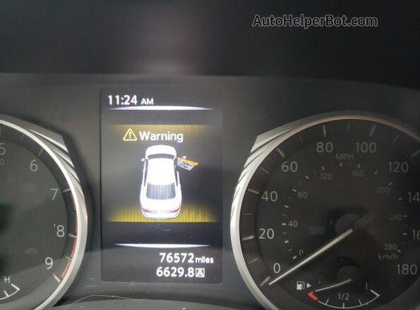 JN1EV7AP3JM359674 2018 INFINITI Q50 Синий Вид панели приборов