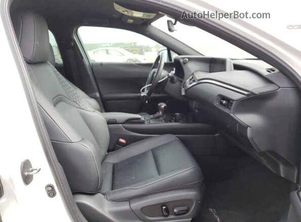 JTHX3JBH4M2039603 2021 LEXUS UX White Widok z przodu