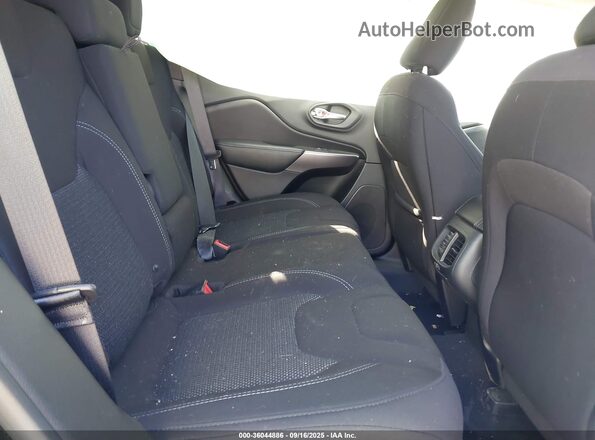 1C4PJLCB4KD444570 2019 JEEP CHEROKEE Черный Вид наклейки с VIN-кодом