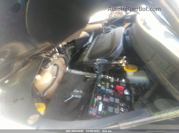 1C4PJLCB4KD444570 2019 JEEP CHEROKEE Черный Вид сзади
