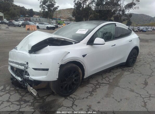 5YJYGDEE1LF033931 2020 TESLA MODEL Y Белый Передняя левая четверть