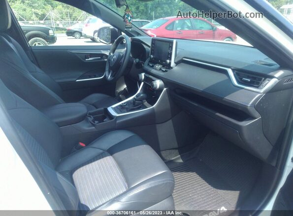 JTMEWRFV8LJ041213 2020 TOYOTA RAV4 Белый Вид салона спереди