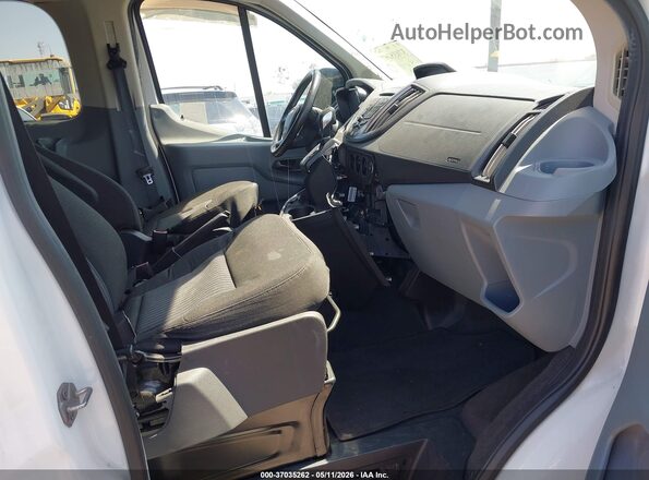 1FBZX2YM5HKA52850 2017 FORD TRANSIT WAGON White Vista interior delantera