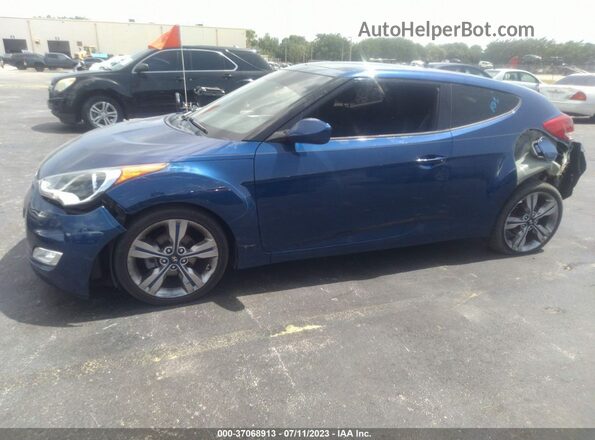 KMHTC6AD9HU322239 2017 HYUNDAI VELOSTER Blue Przód lewy