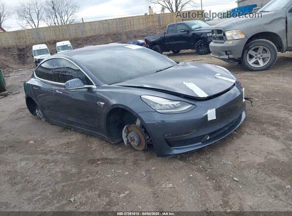 5YJ3E1EB4JF188264 2018 TESLA MODEL 3 Серый Передняя правая четверть