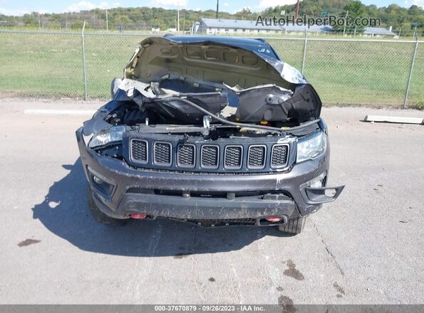 3C4NJDDB1LT166797 2020 JEEP COMPASS Серый Вид панели приборов