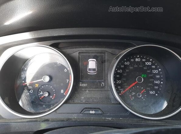 3VV2B7AX3KM011258 2019 VOLKSWAGEN TIGUAN Blue Instrument cluster view