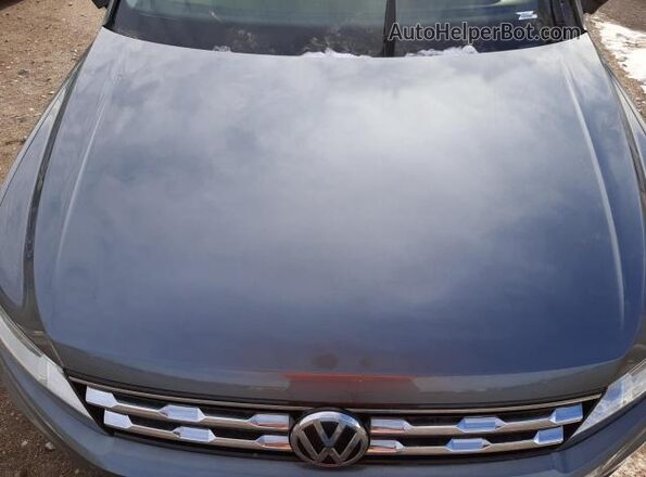 3VV2B7AX3KM011258 2019 VOLKSWAGEN TIGUAN Blue Rear interior view