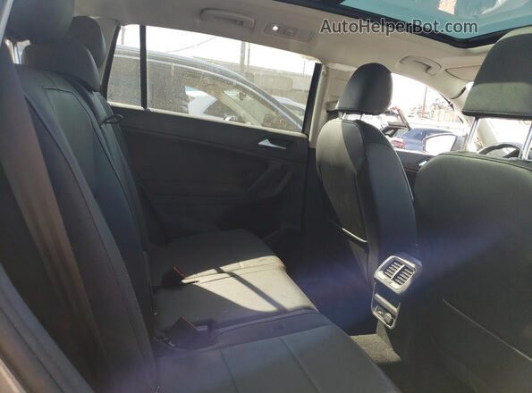 3VV2B7AX7KM090837 2019 VOLKSWAGEN TIGUAN Gray Widok wnętrza z tyłu