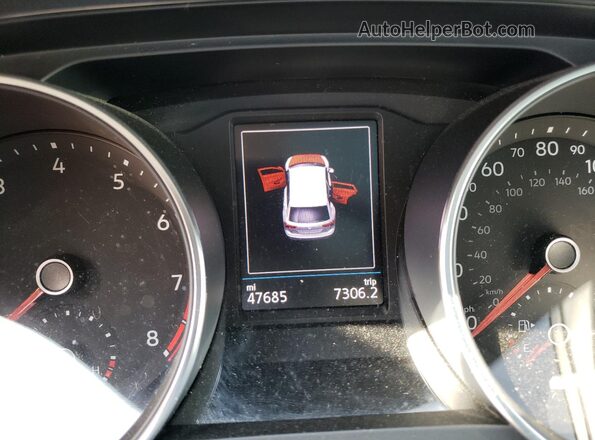 3VV2B7AX7KM090837 2019 VOLKSWAGEN TIGUAN Gray Widok zestawu wskaźników