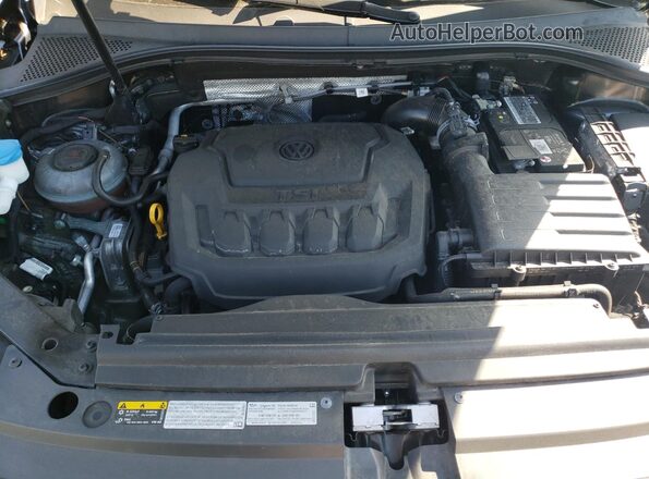 3VV2B7AX7KM090837 2019 VOLKSWAGEN TIGUAN Gray Widok komory silnika