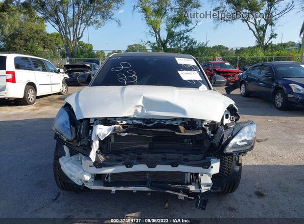 SADFP2FX1K1Z55168 2019 JAGUAR E-PACE White Вид задньої частини салону