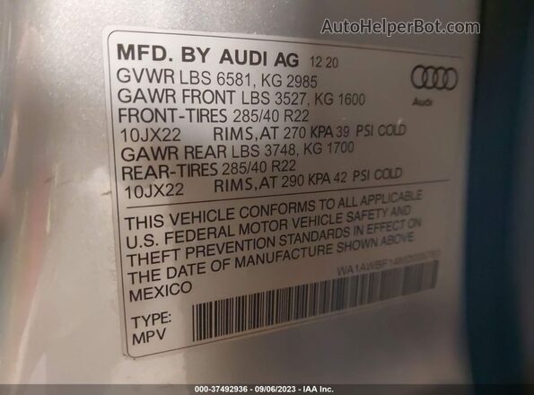 WA1AWBF18MD008712 2021 AUDI SQ8 Silver Vista del compartimento del motor
