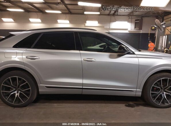 WA1AWBF18MD008712 2021 AUDI SQ8 Silver Vista interior trasera