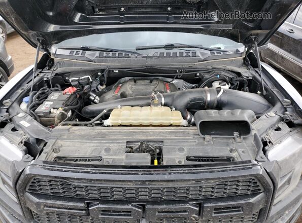 0K1756364800 2019 FORD F150 Черный 