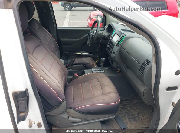 1N6ED0CF5LN722336 2020 NISSAN FRONTIER Белый Вид салона спереди