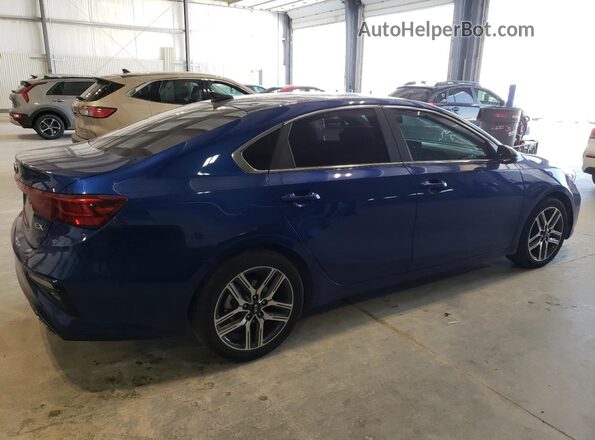 3KPF54AD7ME337363 2021 KIA FORTE Синий Вид спереди