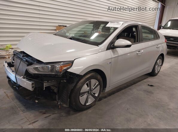 KMHC65LC4HU030780 2017 HYUNDAI IONIQ HYBRID Silver Przód lewy