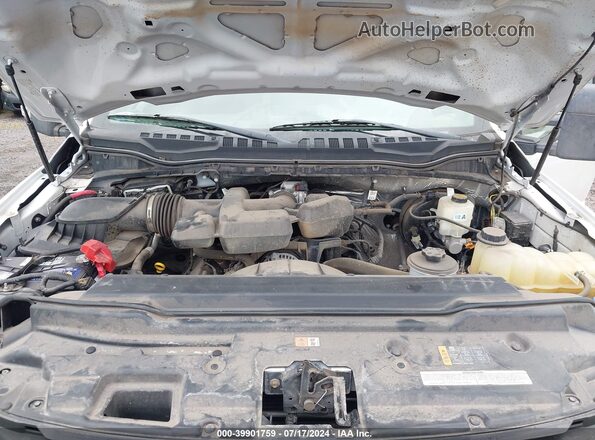 1FT7W2B65KEC71118 2019 FORD F-250 White Widok z tyłu