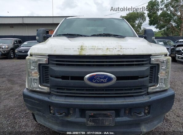 1FT7W2B65KEC71118 2019 FORD F-250 White Widok zestawu wskaźników