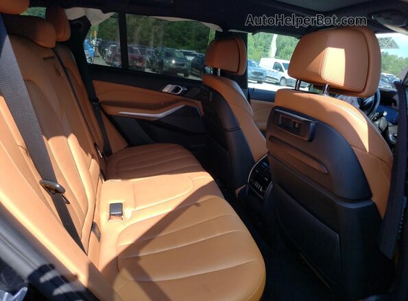 5UXJU4C02M9E97812 2021 BMW X5 Черный Вид задней части салона