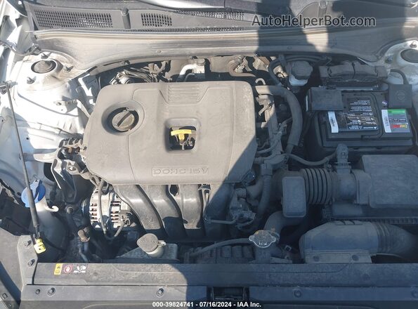 3KPF24AD6LE245717 2020 KIA FORTE White Widok z tyłu