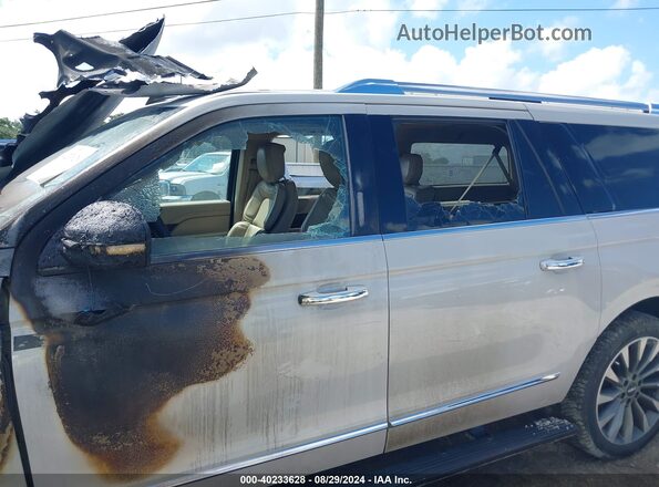 5LMJJ3HT7KEL12946 2019 LINCOLN NAVIGATOR L Gray Widok wnętrza z tyłu