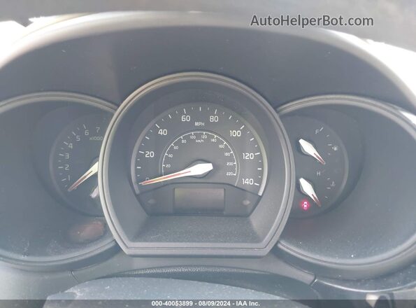KNADM4A35H6035774 2017 KIA RIO White 