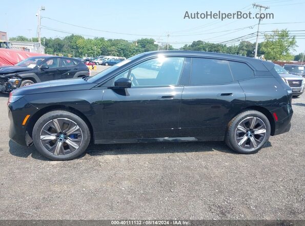 WB523CF05RCR54498 2024 BMW IX Черный 