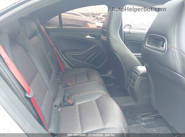 WDDSJ5CB2JN577753 2018 MERCEDES-BENZ AMG CLA 45 Серебряный Вид наклейки с VIN-кодом