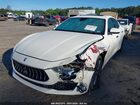2018 Maserati Ghibli   Белый vin: ZAM57XSA9J1300367