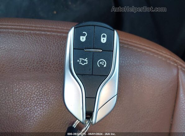 ZAM57XSA9J1300367 2018 MASERATI GHIBLI Белый Вид панели приборов