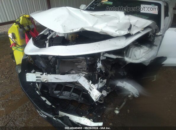 1G1FH3D78K0133192 2019 CHEVROLET CAMARO Белый Вид спереди