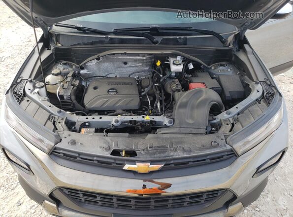 KL79MVSL7PB181917 2023 CHEVROLET TRAILBLAZER Gray Widok komory silnika