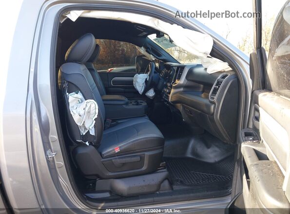 3C6MR5AJ2RG269547 2024 RAM 2500 Gray წინა სალონის ხედი