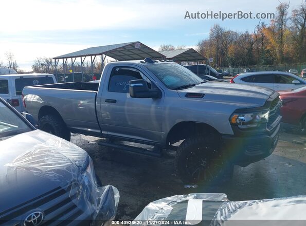 3C6MR5AJ2RG269547 2024 RAM 2500 Gray ხელსაწყოთა პანელის ხედი