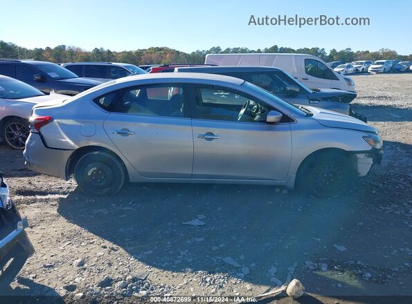 3N1AB7AP2JL661636 2018 NISSAN SENTRA Silver Вид задньої частини салону