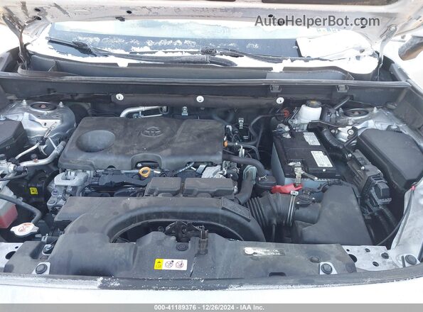 2T3P1RFV0MC192025 2021 TOYOTA LE Silver Widok z tyłu