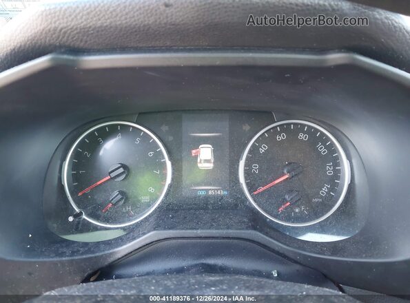 2T3P1RFV0MC192025 2021 TOYOTA LE Silver Widok tylnych siedzeń