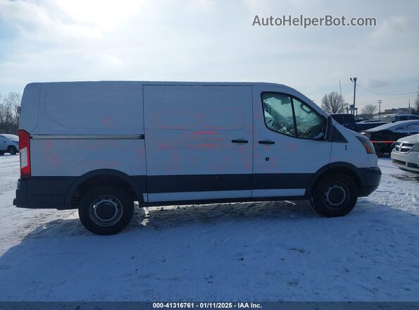 1FTYE1YM2GKB48747 2016 FORD TRANSIT-150 Белый Вид задней части салона