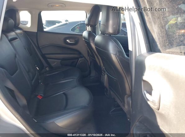 3C4NJCCB3MT511597 2021 JEEP COMPASS Silver Vista de la etiqueta del VIN