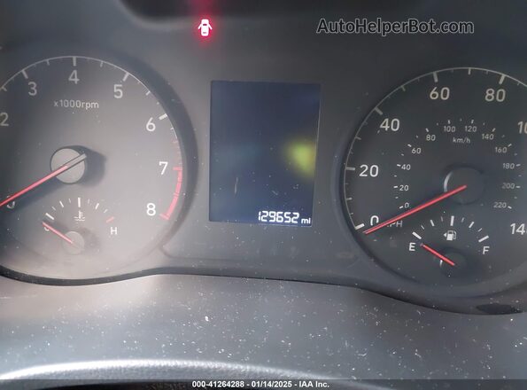 3KPC24A69LE099723 2020 HYUNDAI ACCENT White Widok tylnych siedzeń