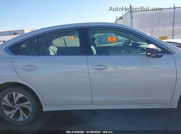 4S3BWAB60L3013011 2020 SUBARU LEGACY White Widok wnętrza z tyłu