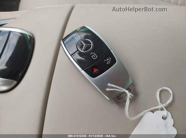 WDDUG8DB3KA433869 2019 MERCEDES-BENZ S White Widok deski rozdzielczej