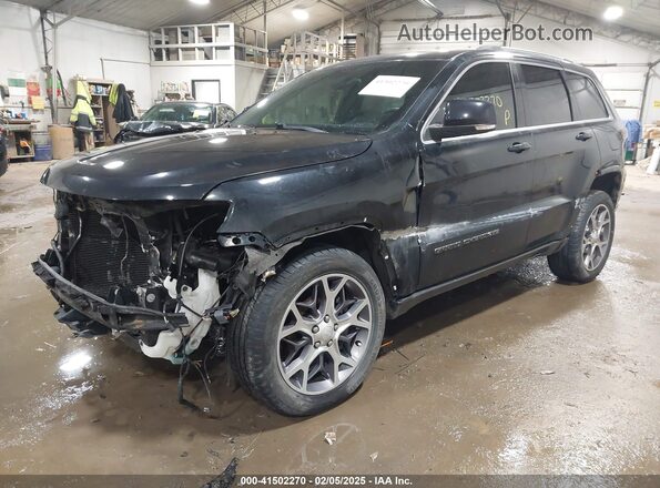 1C4RJFBGXJC234020 2018 JEEP GRAND CHEROKEE Черный Передняя левая четверть