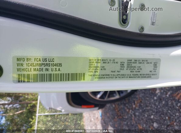 1C4SJRBP5RS104635 2024 JEEP WAGONEER L Белый Вид подкапотного пространства