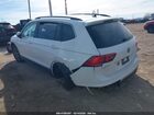2021 Volkswagen Tiguan 2.0t Se/2.0t Se R-line Black/2.0t Sel White vin: 3VV2B7AX1MM070358