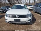 2021 Volkswagen Tiguan 2.0t Se/2.0t Se R-line Black/2.0t Sel White vin: 3VV2B7AX1MM070358
