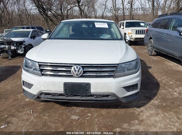 3VV2B7AX1MM070358 2021 VOLKSWAGEN TIGUAN White Vista del salpicadero