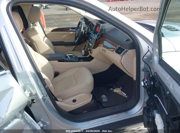 4JGDF6EE1KB237753 2019 MERCEDES-BENZ GLS 450 Серебряный Вид салона спереди